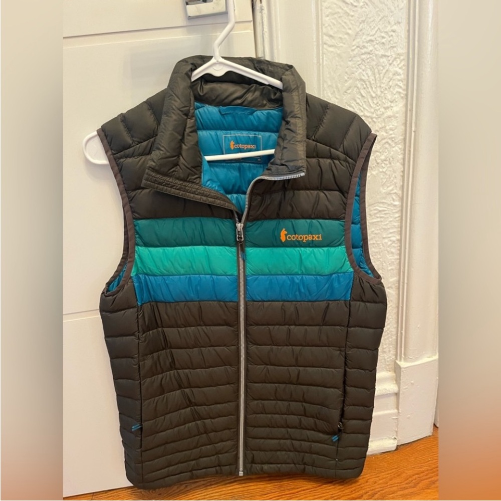 Men’s small cotapaxia puffy vest